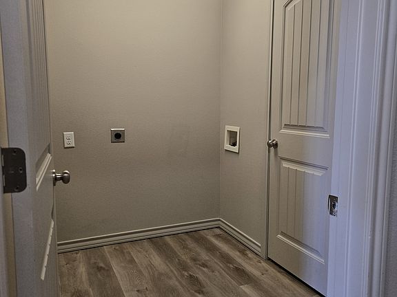 4th image of 17815 Private Road 2160