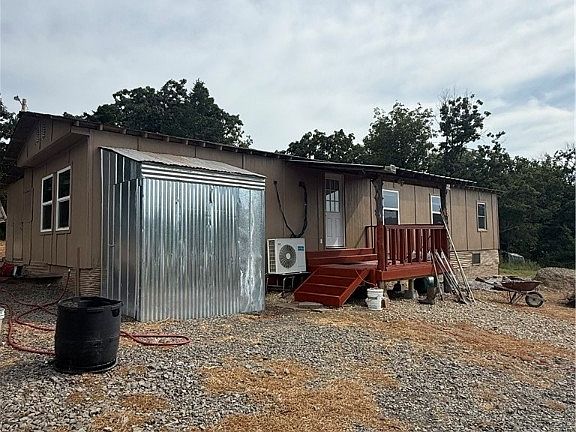2nd image of 33199 Calhoun Rd