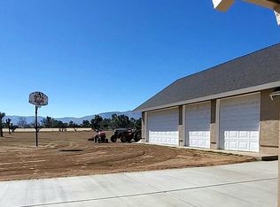 2540 W Avenue N12, Palmdale, CA 93551