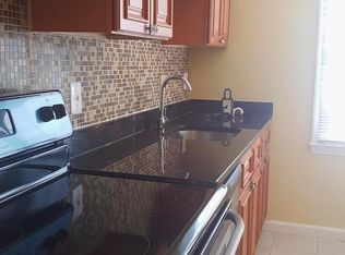 2863 Seminole Rd, Woodbridge, VA 22192