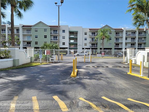 2nd image of 8240 SW 210th St APT 205