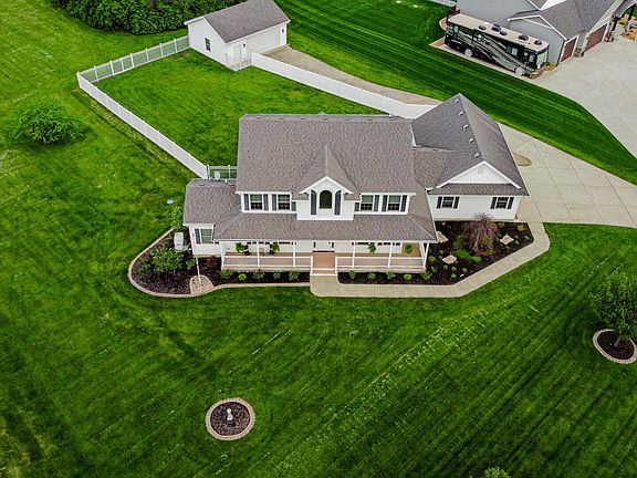 3rd image of 15290 Clark Rd