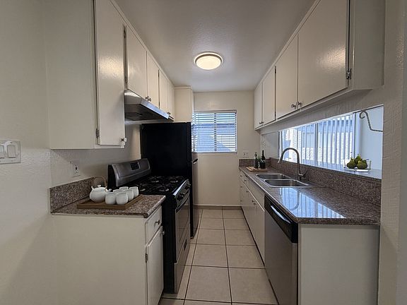 3rd image of 3760 Dufresne Ct APT 36