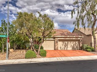1048 Golden Splendor Ct, Henderson, NV 89002