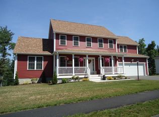 4 Gideon Ln, Shirley, MA 01464