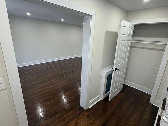 4th image of 677 Park Ave #17