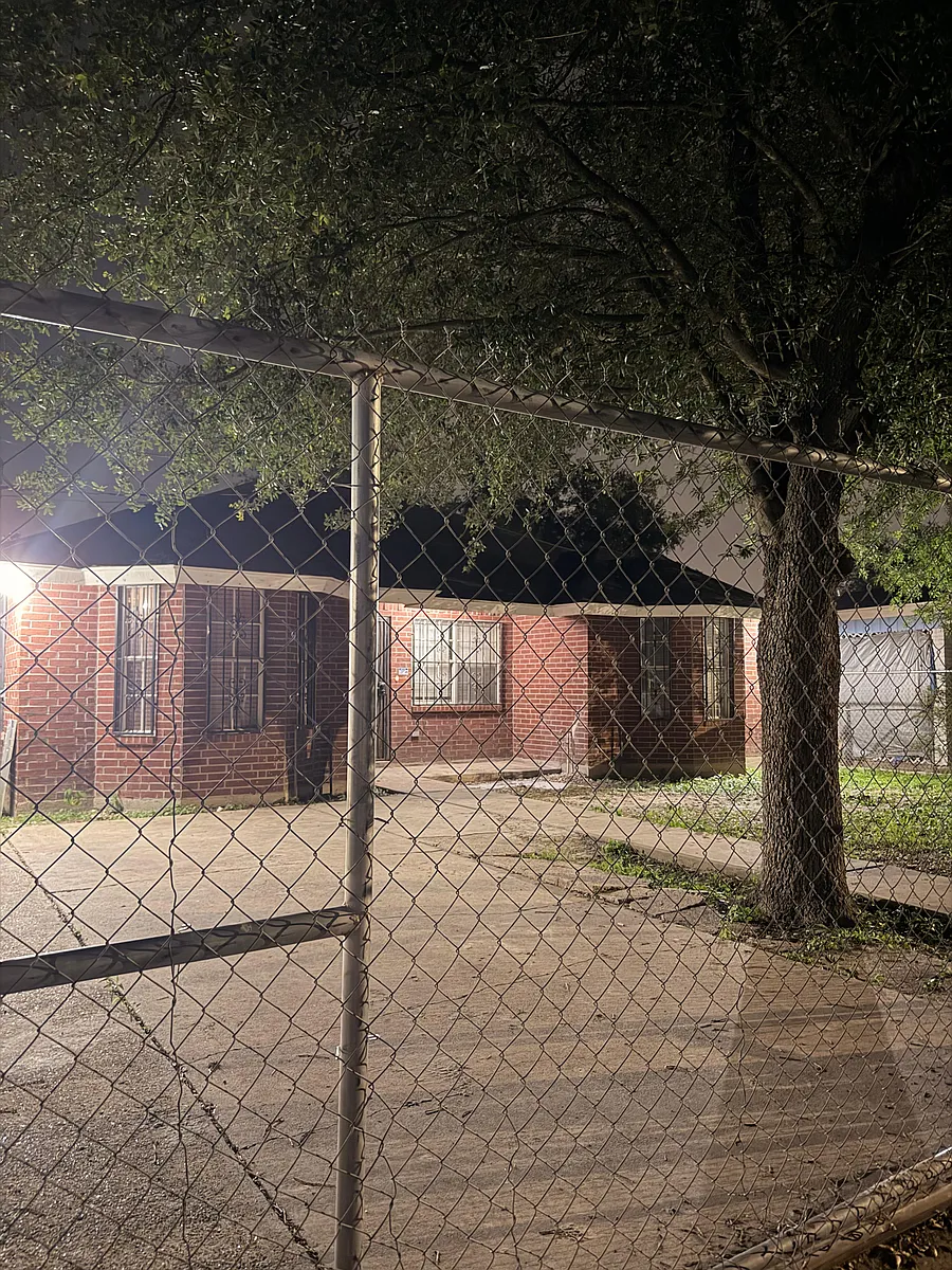 Building Photo - 404 N 29th Ave