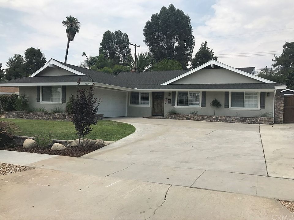 1st image of 1025 Bermuda Dr