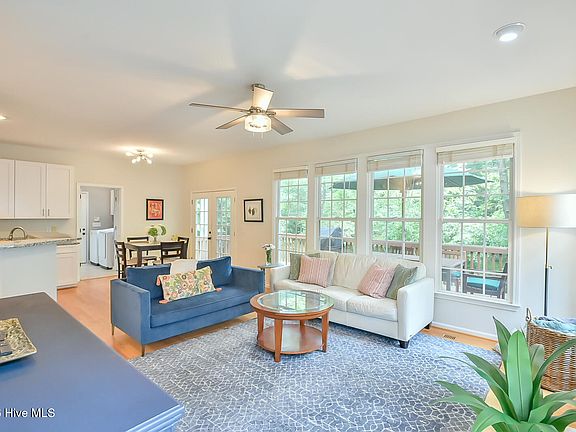 5th image of 112 Dairy Court
