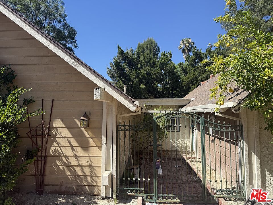 1st image of 22520 Malden St
