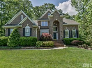 301 Hogan Woods Cir, Chapel Hill, NC 27516