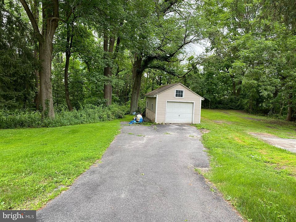 144 Stoney Bank Rd, Glen Mills, PA 19342 Zillow