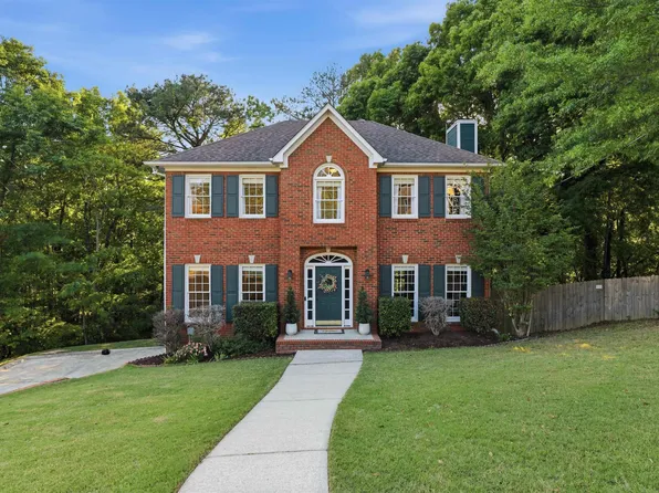 141 Kentwood Ln, Alabaster, AL 35007