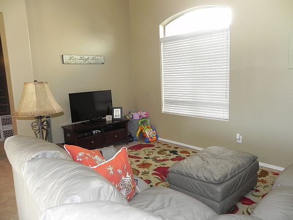 4th image of 8405 W Vernon Ave