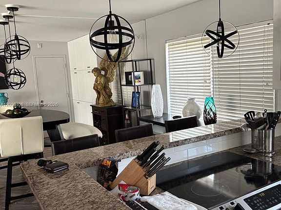 3rd image of 720 Bayshore Dr APT 301