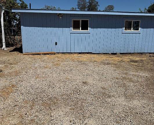 5th image of 488 E Childs Ave