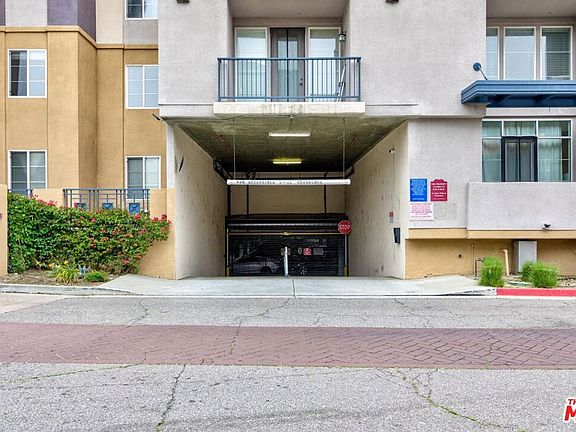 2nd image of 360 W Avenue 26 #136
