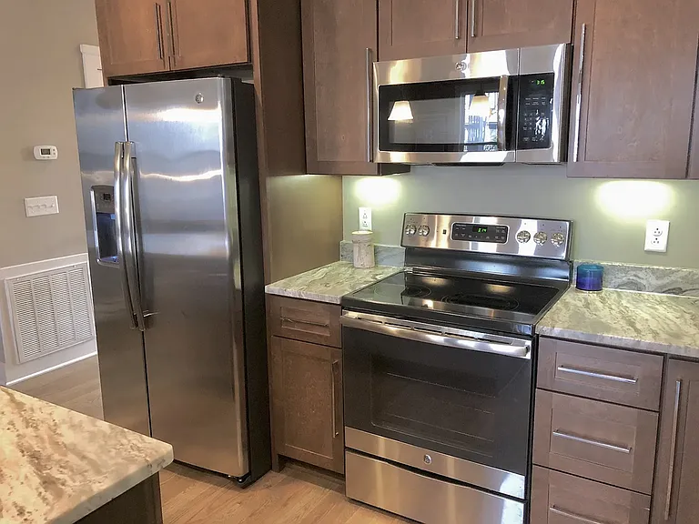 6223 California Ave — Photo 12