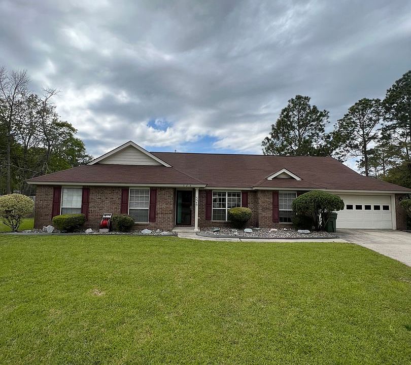 1st image of 526 Maxwelton Cir