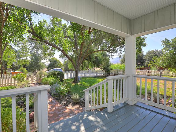 3rd image of 1061 Cota St
