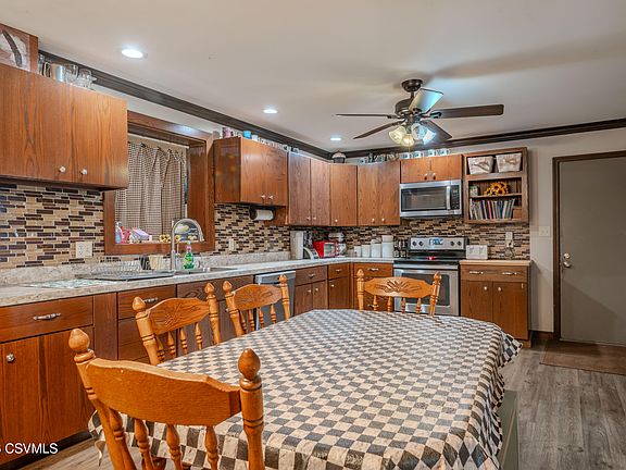 30th image of this home