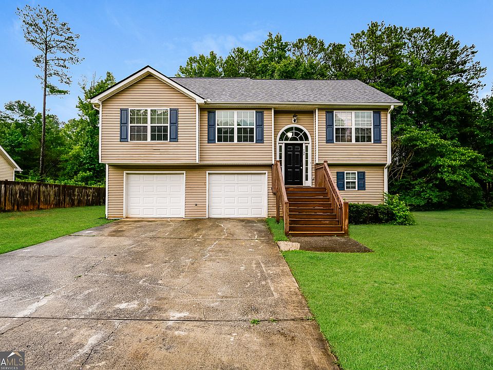 1st image of 137 Longstreet Cir