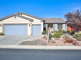 8172 Parry Dr, Hemet, CA 92545