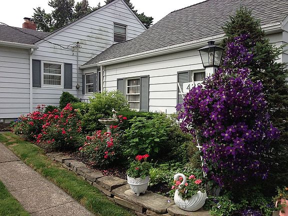 2nd image of 428 Douglas Blvd