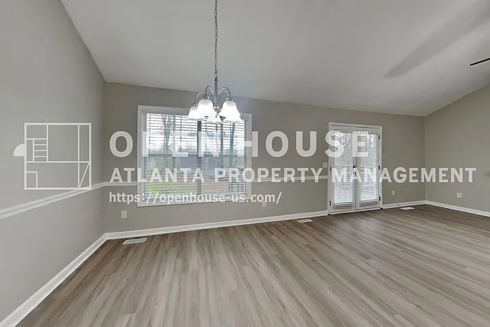 5493 Riverchase Dr — Photo 8