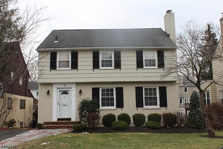 1st image of 86 Greenwood Dr