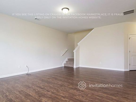 2nd image of 2146 Villa Spring Ter