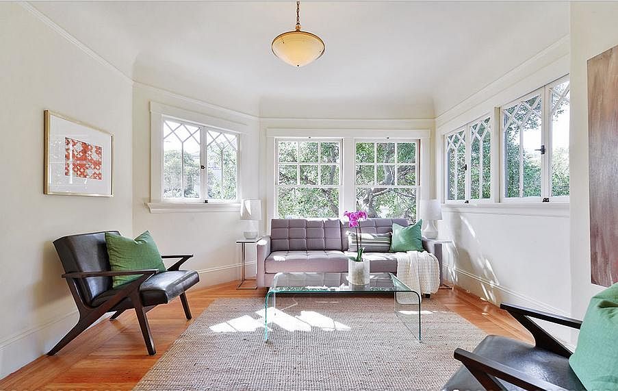 Living room (staged)