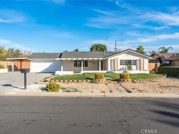 12040 Kristen Ct, Moreno Valley, CA 92557