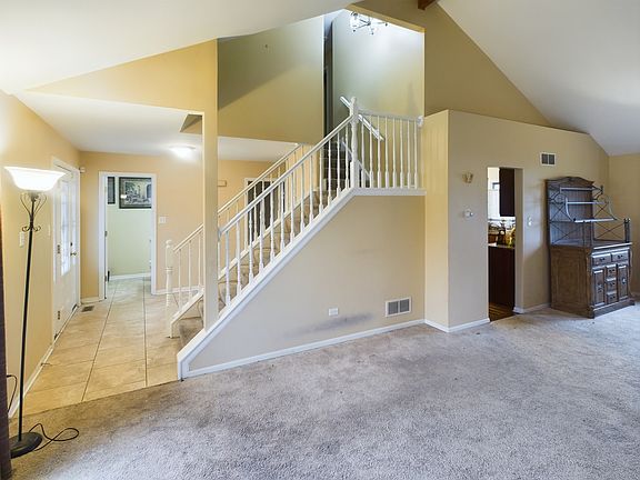 4th image of 5032 Harbor Ln