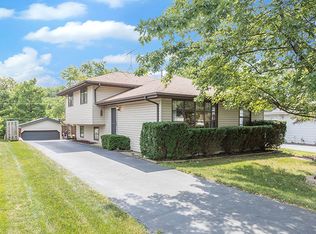 N055 Beverly St, Wheaton, IL 60187