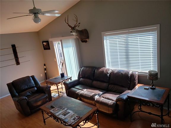 4th image of 1252 Arrezo Dr