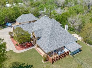 101 Creekpath Dr, Azle, TX 76020