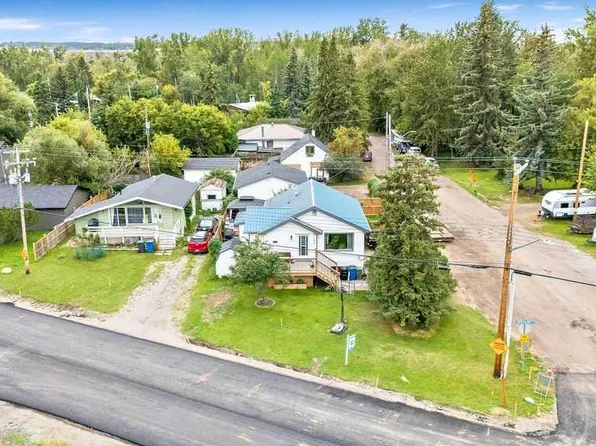 101 N South Railway St, Okotoks, AB T1S 1K6