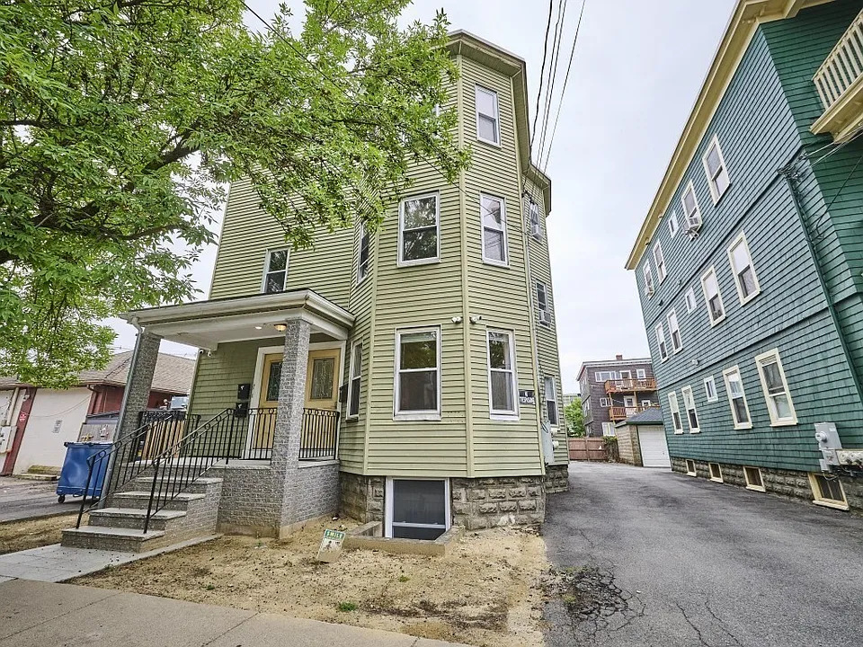 103 Grant St #1