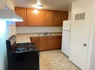 421 SW Burgess St #A-D, Grants Pass, OR 97526