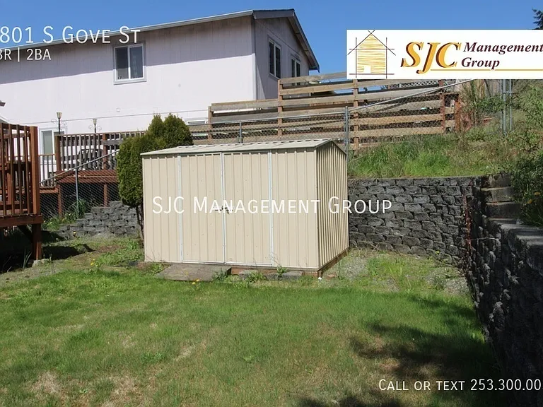 5801 S Gove St — Photo 11