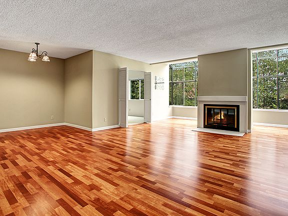 2nd image of 7600 SE 29th St APT 303