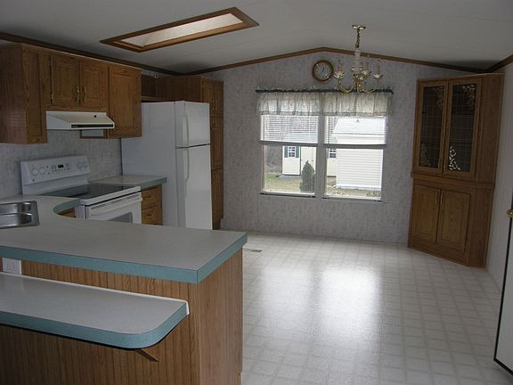 3rd image of 7241 Ulrich Mill Rd