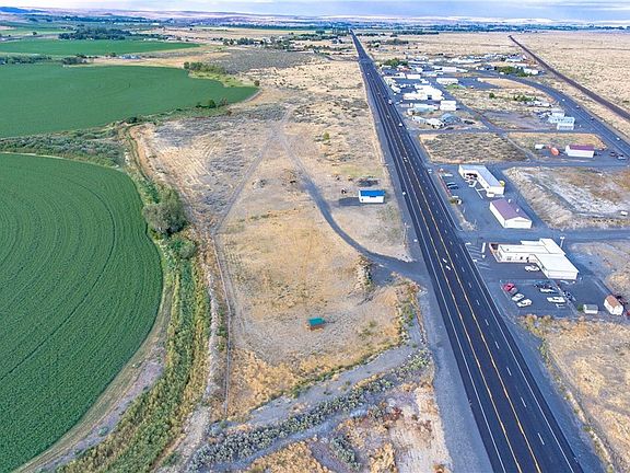 4th image of 2412 Highway 28 W