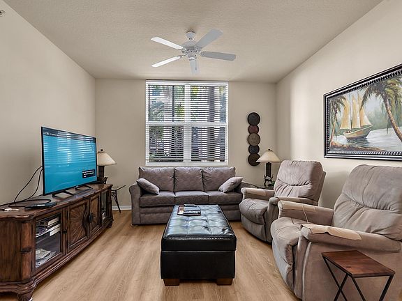 4th image of 2401 NE 65th Street #112