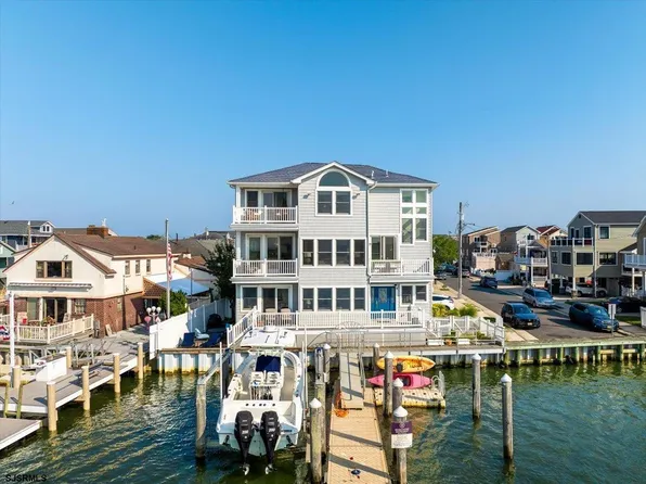 217 N Princeton Ave, Ventnor, NJ 08406