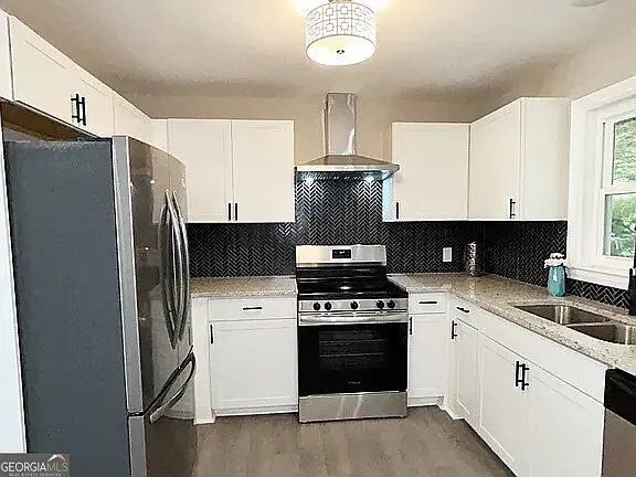 1523 Delia Dr — Photo 6