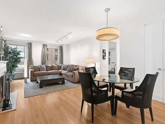2nd image of 40 W 50th St #7B