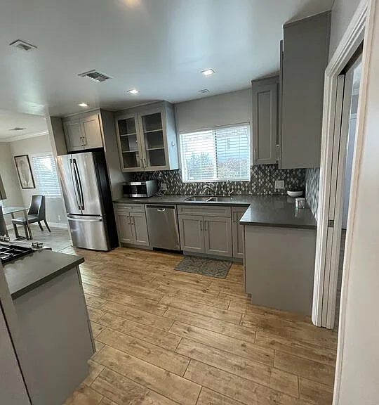 4439 Don Zarembo Dr — Photo 20