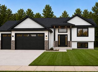 3764 18th St SE, Rochester, MN 55902